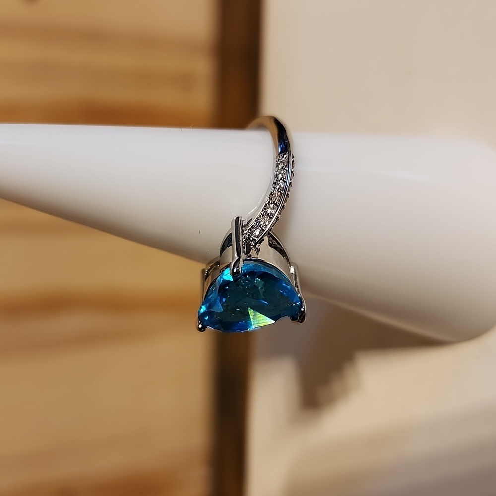 BLUE HEART RING - Picture 3 of 5
